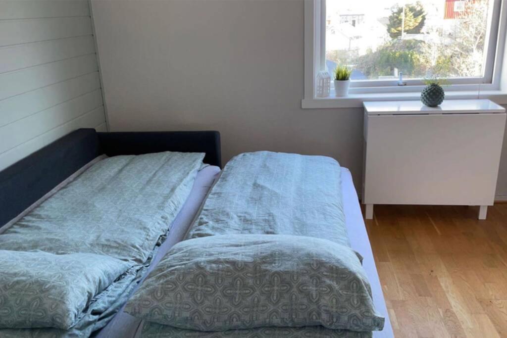 Koselig Leilighet Sentralt I Svolvaer Apartman Kültér fotó